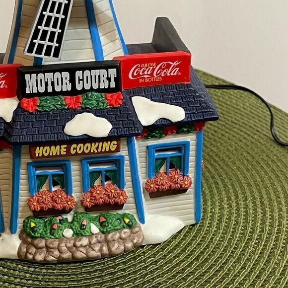 Coca Cola Coke Windmill Motor Court NWT - Picture 5 of 16